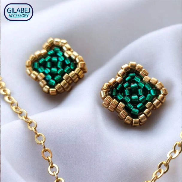 Van Cleef Design Necklace & Stud Earrings Set 3